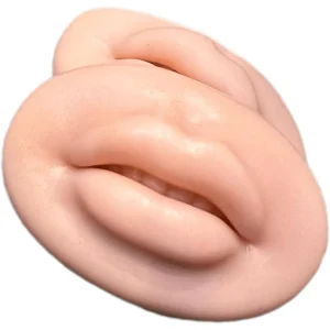3D artificial lip tattoo practice